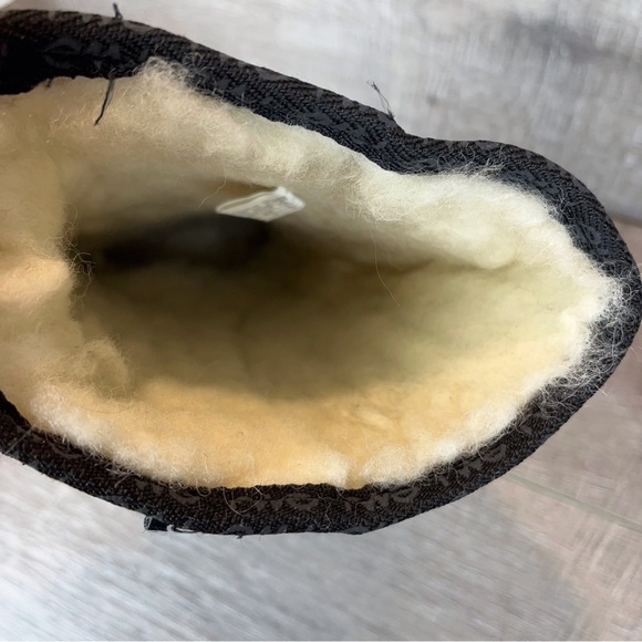 EMU sz 6 Brontë black suede wool lined boots - Picture 6 of 9